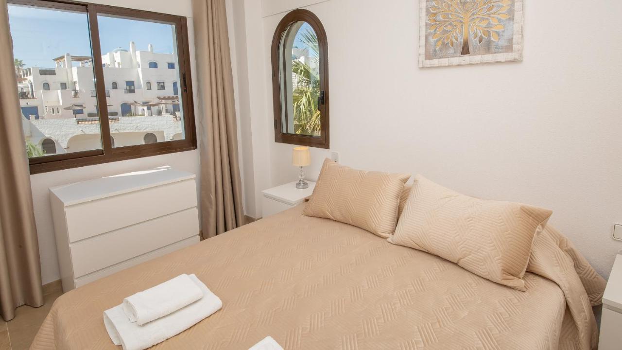 Lovely 2-Bed Apartment In Marina De La Duquesa Castillo de Sabinillas Ngoại thất bức ảnh